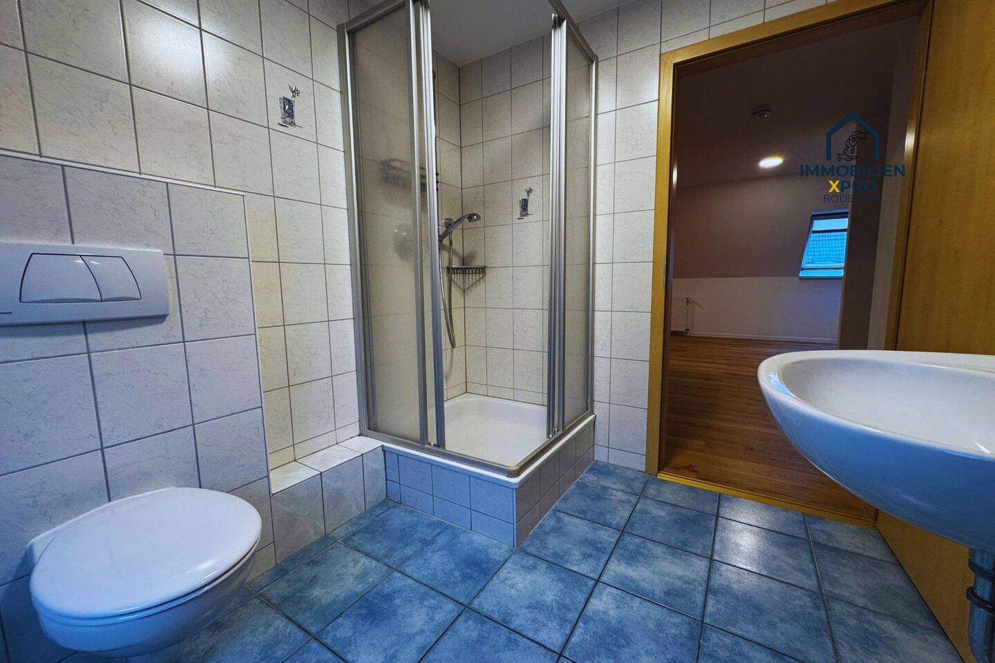 2-Zimmer-Dachgeschosswohnung mit Einbauküche und Garage in Stockach-Hindelwangen – Stockach – Vorschaubild 5