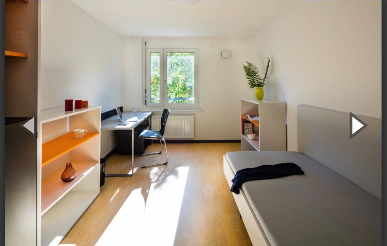 WG Zimmer zur Untermiete verfügbar 01.07.-31.08. nur für Studenten
