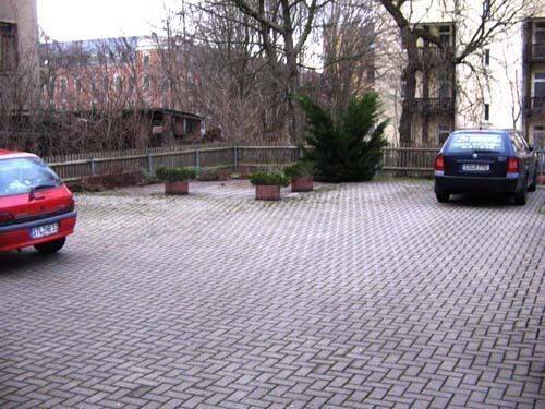Große DG 2-Zimmer mit Einbauküche, Laminat in Topplage zum Toppreis! Stellplatz mgl. – Chemnitz – Vorschaubild 9