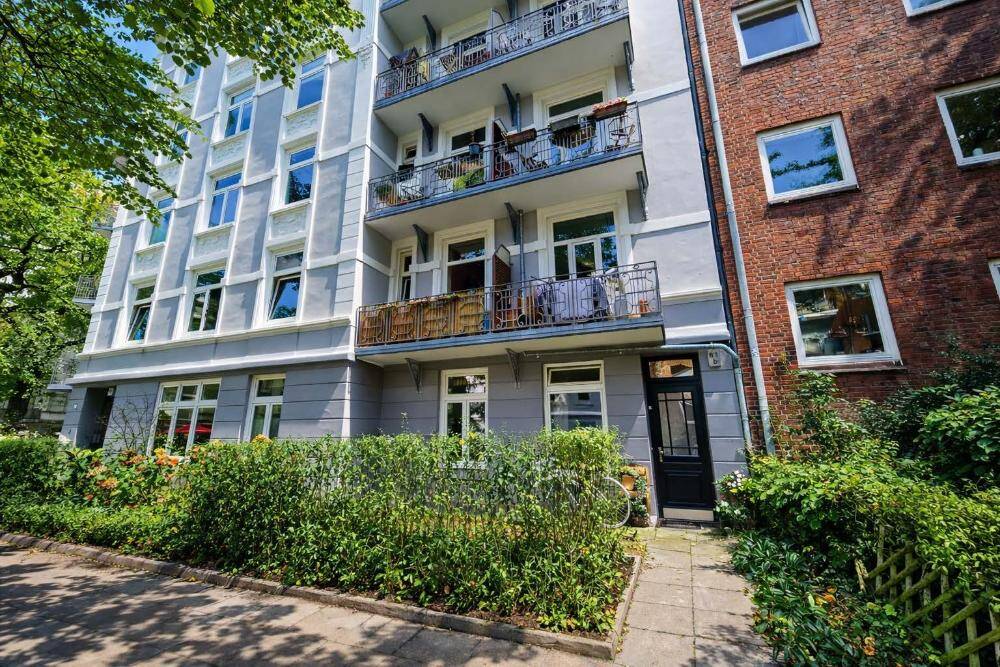 2-Zimmer EG-Wohnung mit großer Terrasse in Eimsbüttel – Hamburg – Bild 1 von 3