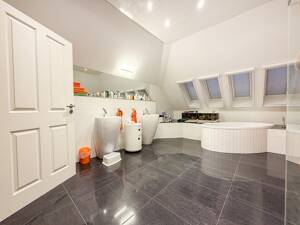 Villa am Golfclub, Wald und Wasser – exklusives Wohnen in Berlin-Kladow – 14089 Berlin – Vorschaubild 6
