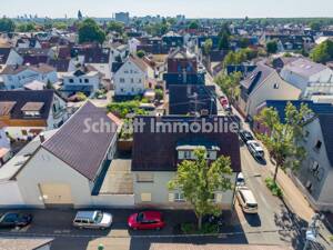 Seltene Gelegenheit: Dreifamilienhaus und Lagerhalle in F-Schwanheim – 60529 Frankfurt am Main – Vorschaubild 2
