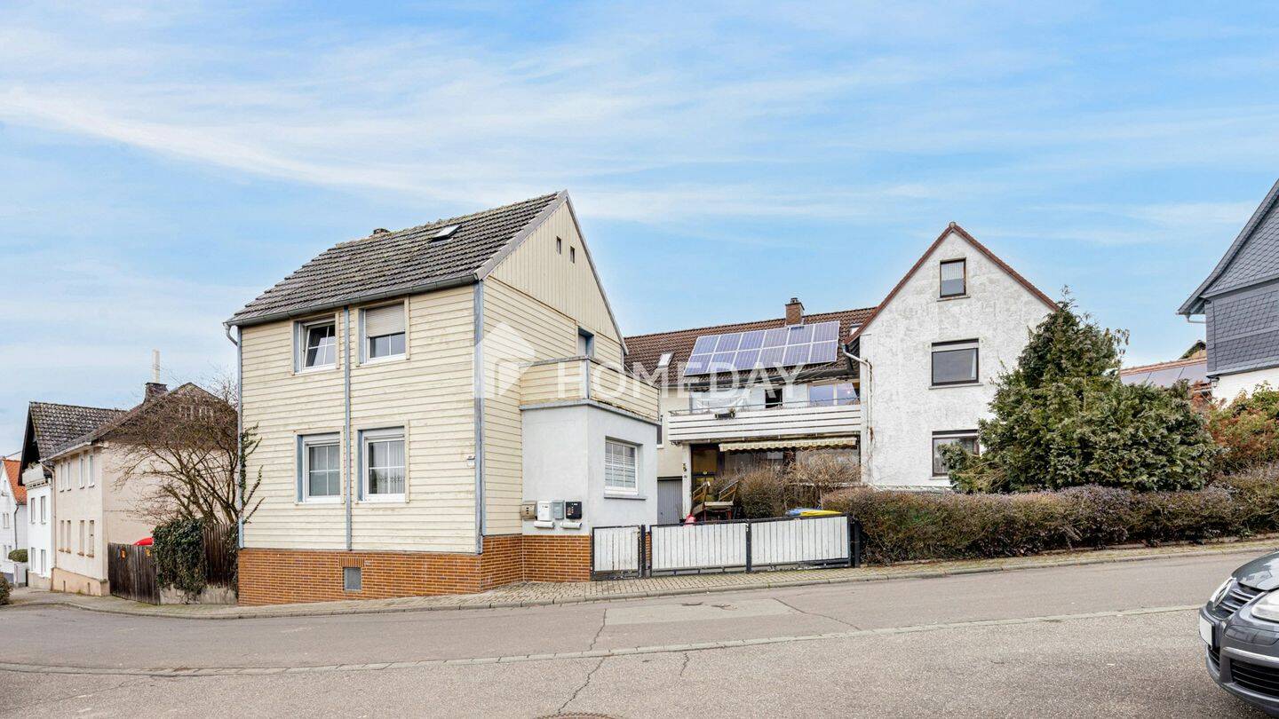 Charmantes Immobilienensemble mit historischem Flair - Vorderhaus & Hinterhaus mit vier WEs – Lahnau – Bild 1 von 9