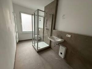 Moderne 2-Zi.-Whg. in zentraler Lage mit Einbauküche – 90762 Fürth – Vorschaubild 5