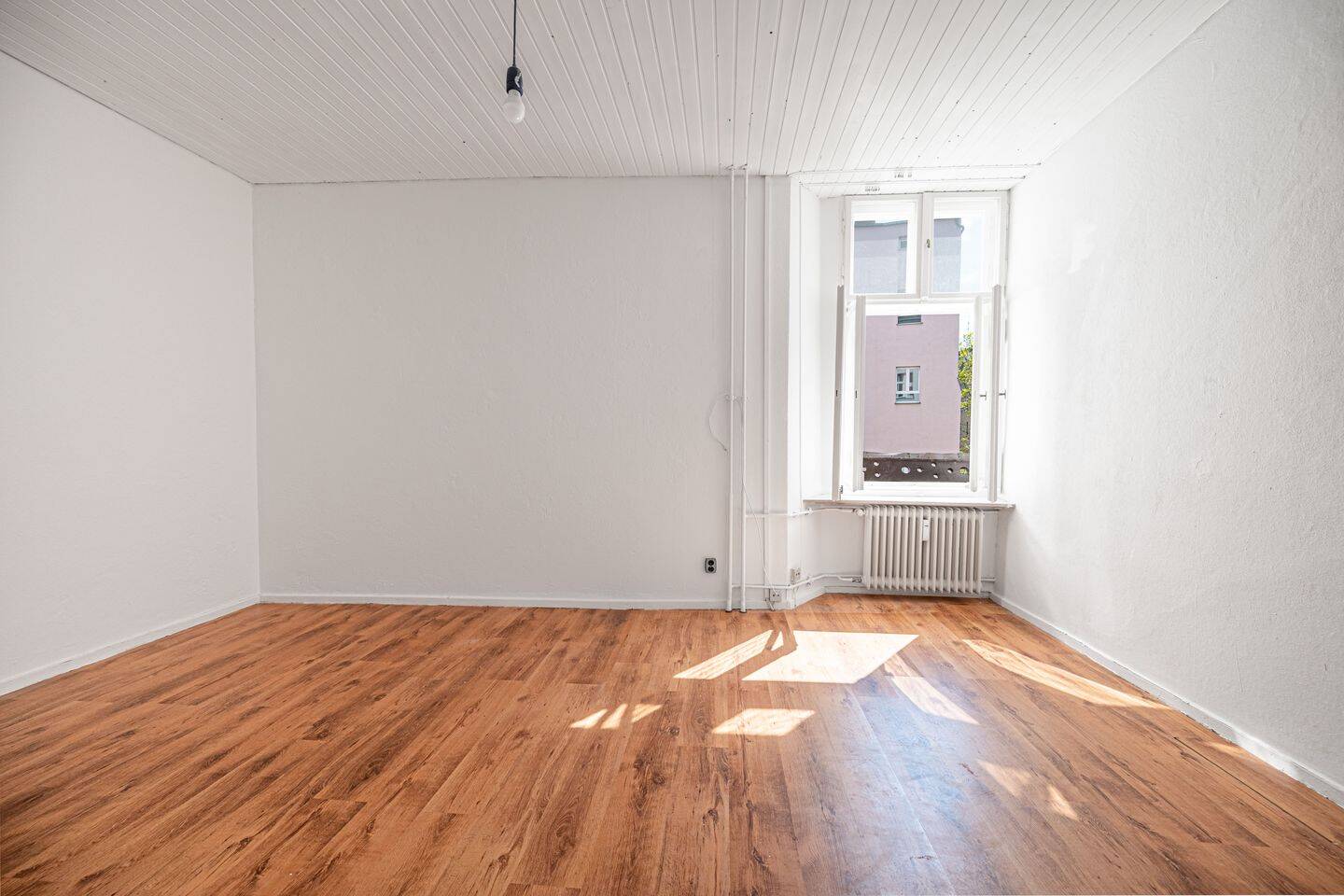 ?? Sonniges Altbau-Studio zwischen Breitenbachplatz & Schloßstr. zum selber gestalten – Berlin – Vorschaubild 2