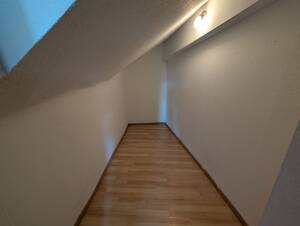 Großzügige Wohnung über den Dächern von Albstadt mit tollem Schnitt in ehemaliger Textilfabrik – 72461 Albstadt – Vorschaubild 7
