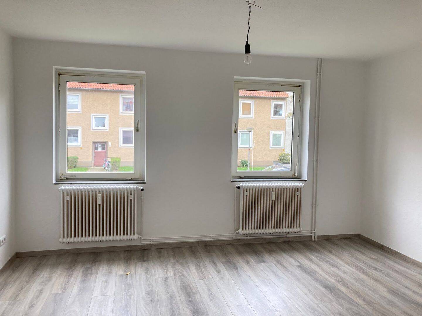 Attraktive 3-Zimmerwohnung in begehrter Zentrumslage (Musterbilder) – Salzgitter – Vorschaubild 2