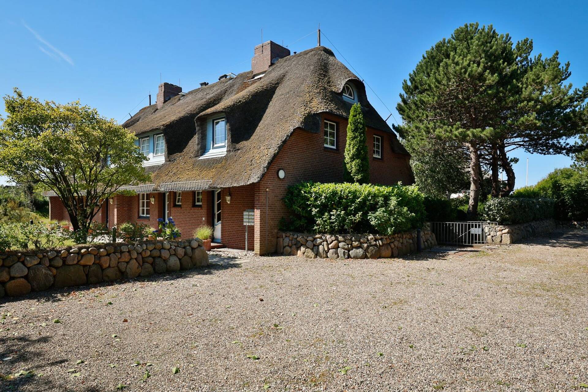 Dachgeschosswohnung in 25980 Sylt-Ost / Keitum mit 60 m² kaufen