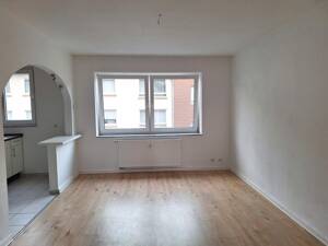 Sanierte 3,5 Zimmer-KDB Wohnung (ca. 70 qm) mit Einbauküche und Balkon / Holsterhausen – 45145 Essen – Vorschaubild 7