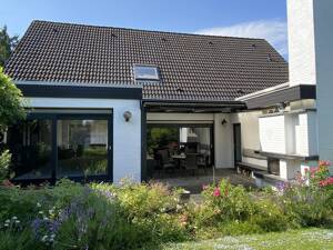 KR-Traar - Freistehendes, gepfl. EFH mit über 170 m² Wfl. auf ca. 1.000 m² Traumgrundstück – 47802 Krefeld – Vorschaubild 1