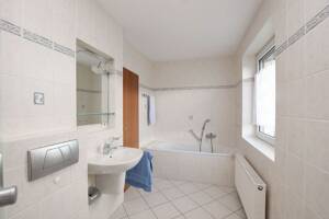 Gepflegtes Reihenmittelhaus mit Südterrasse und sonnigem Garten! – 38228 Salzgitter – Vorschaubild 9