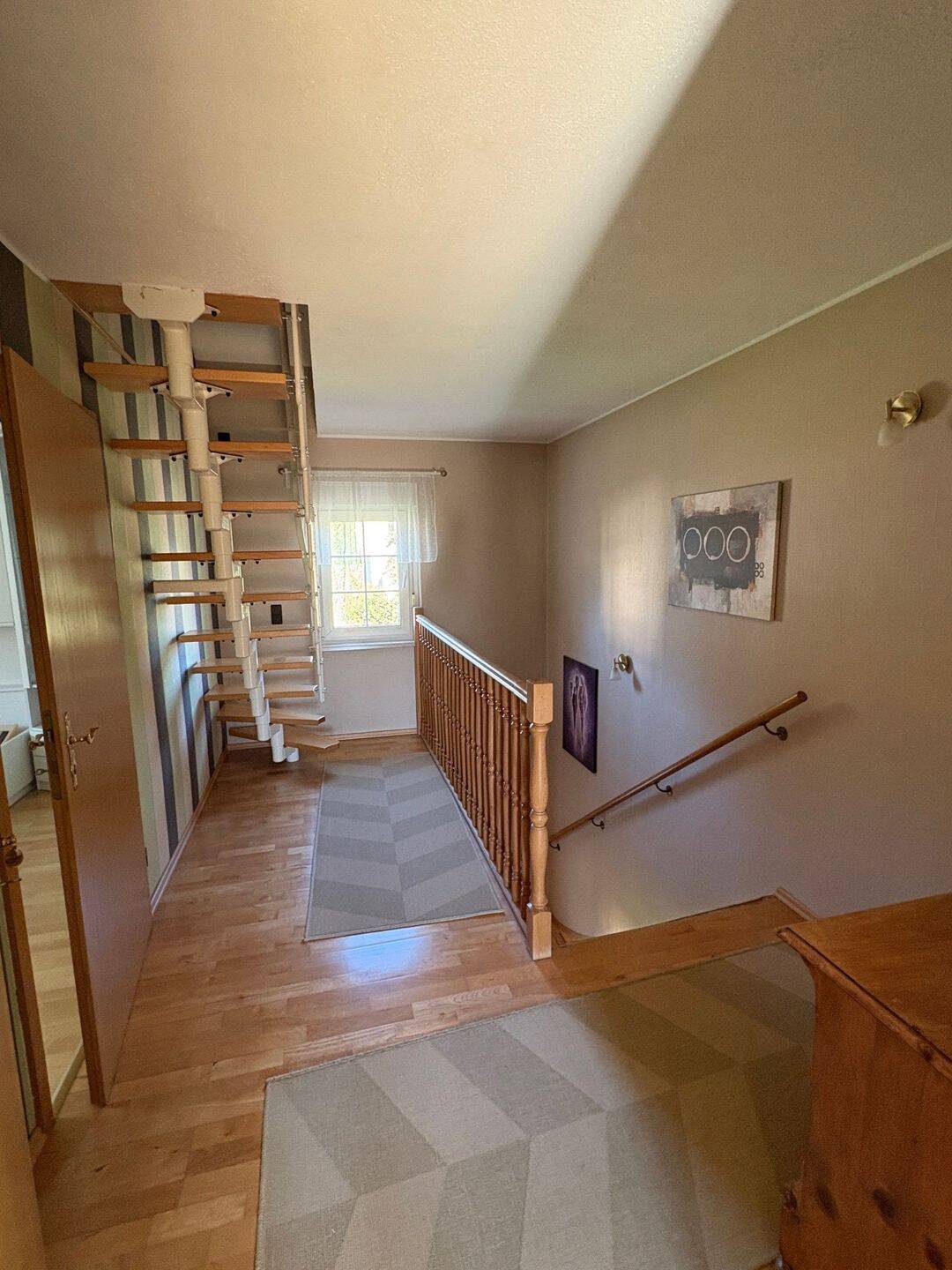 Einfamilienhaus in Weixdorf zur Miete. Mit gepflegtem Garten und viel Nebengelass. – Dresden – Vorschaubild 6