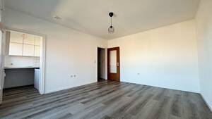 Gepflegte 1-Zimmerwohnung in erstklassiger Lage perfekt gelegen an der Jadehochschule in Oldenburg – 26121 Oldenburg – Vorschaubild 2
