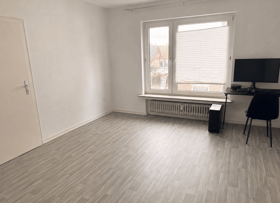 Schöne 3-Zi Wohnung mit Einbauküche, Balkon und Keller in einer zentralen und und ruhigen Lage – Munster – Vorschaubild 5
