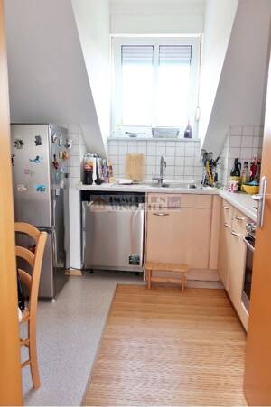 Sonnige 3 Zimmer Dachterrassenwohnung im Stadtsüden von Regensburg – 93051 Regensburg – Vorschaubild 2