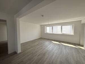 Großzügige 4,5-Zimmer-Wohnung mit Balkon & Doppelgarage – 74321 Bietigheim-Bissingen – Vorschaubild 4