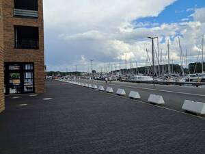 Erstbezug am Hafen mit seitlichem Traveblick und Elektro-TG Parkplatz – 23570 Lübeck – Vorschaubild 6