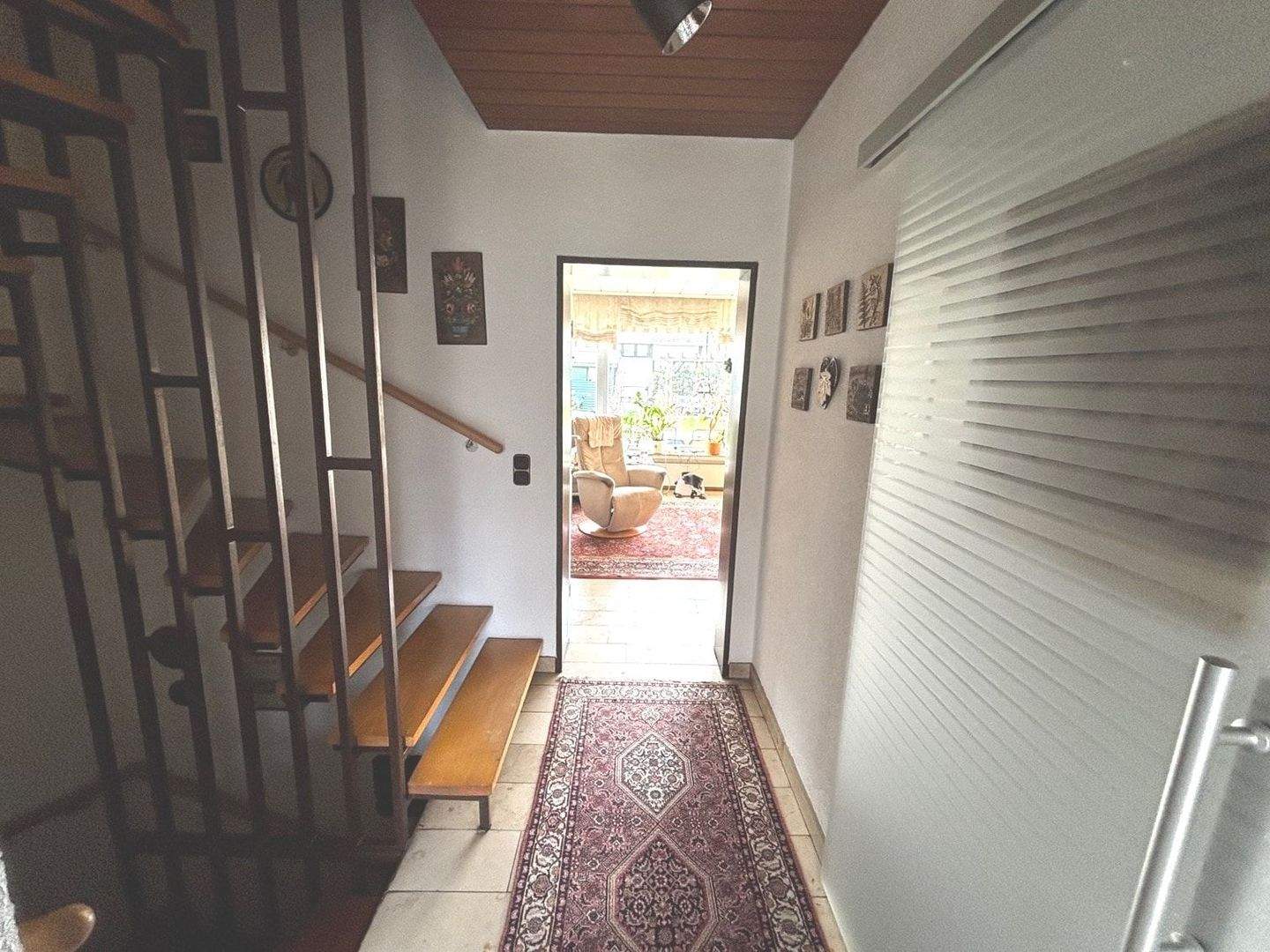 Reihenmittelhaus mit Garage – Krefeld – Vorschaubild 5
