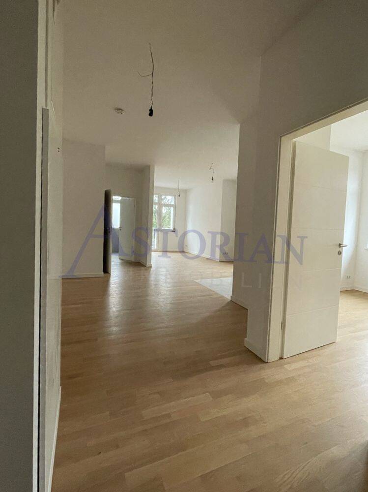 Bezugsfreie 3-Zimmer-Wohnung im grünen Lichterfelde