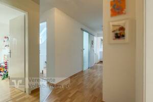Tolle 3,5-Zimmer-Dachgeschosswohnung mit Garage - Stadtmitte - Frei nach Verkauf – 72764 Reutlingen – Vorschaubild 2
