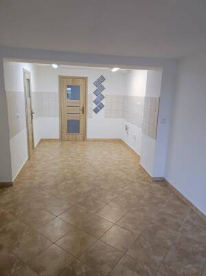 Schöne Wohnung in ruhiger Lage zum entspannen und Natur genießen.