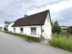 Gepflegtes Einfamilienhaus mit viel Potenzial