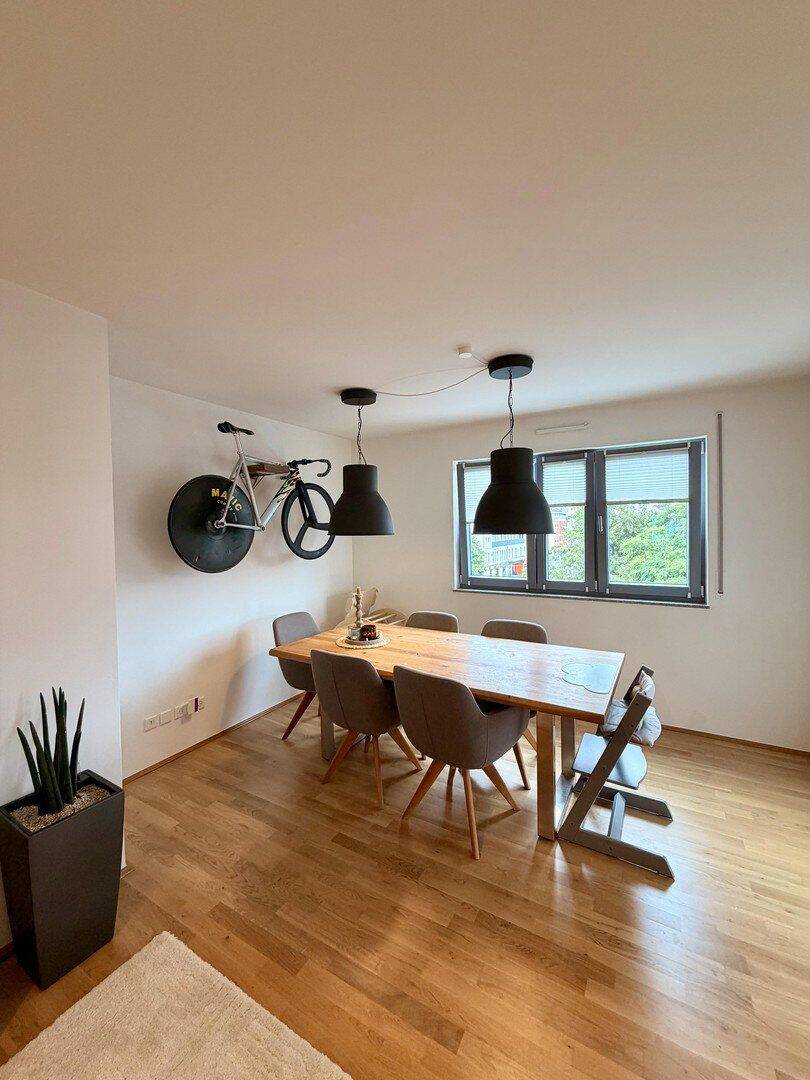 Exklusive 4-Zimmer-Wohnung mit Designerküche und Tiefgaragenstellplatz - Wohnen auf höchstem Niveau – Fürth – Vorschaubild 2