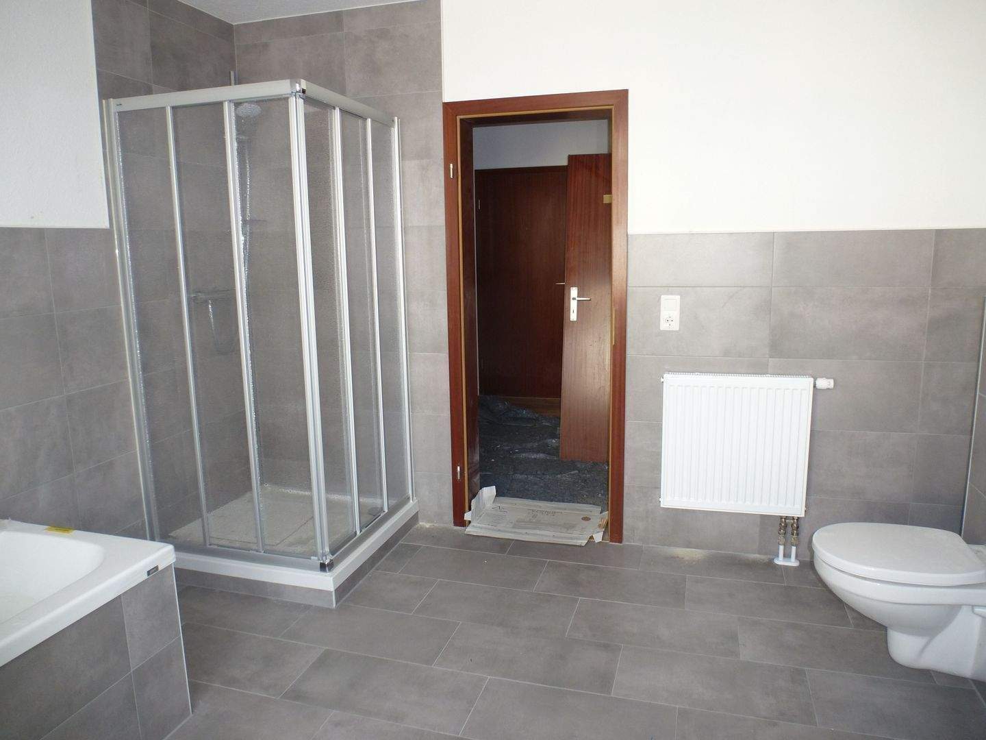Sanierte 4-Raumwohnung mit Balkon – Chemnitz – Vorschaubild 4