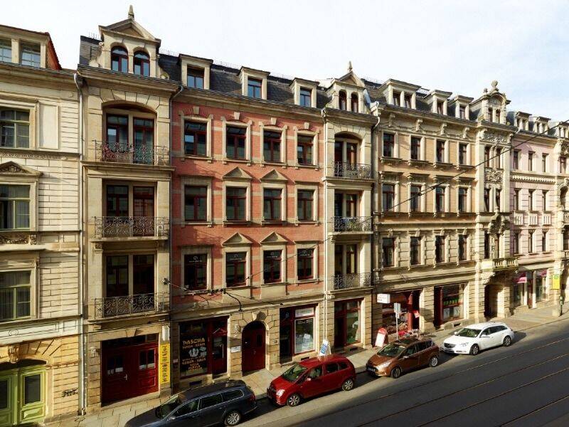 www.r-o.de  Individuelle Maisonettewohnung mit Balkon und offener Galerie in der Altstadt