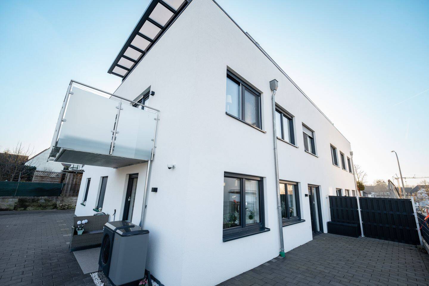 Moderne Kapitalanlage mit 5 Einheiten, A+ in Bad Oeynhausen – Bad Oeynhausen – Bild 1 von 9