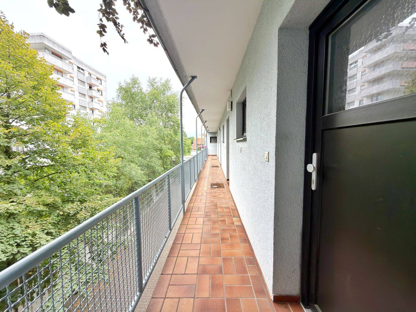 N-Mögeldorf - 3-Zi-Maisonettewohnung mit Duplex-Parker und Einbauküche ~ hoher Rücklagenanteil – Nürnberg – Vorschaubild 3