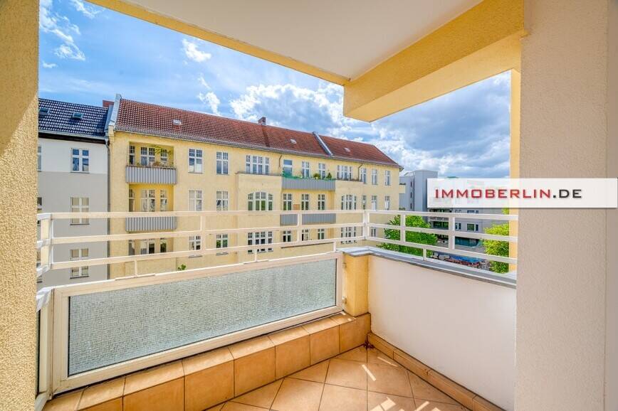 IMMOBERLIN.DE - Sympathische Wohnung mit Loggia & Lift in gefragter Kiezlage – Berlin – Vorschaubild 3