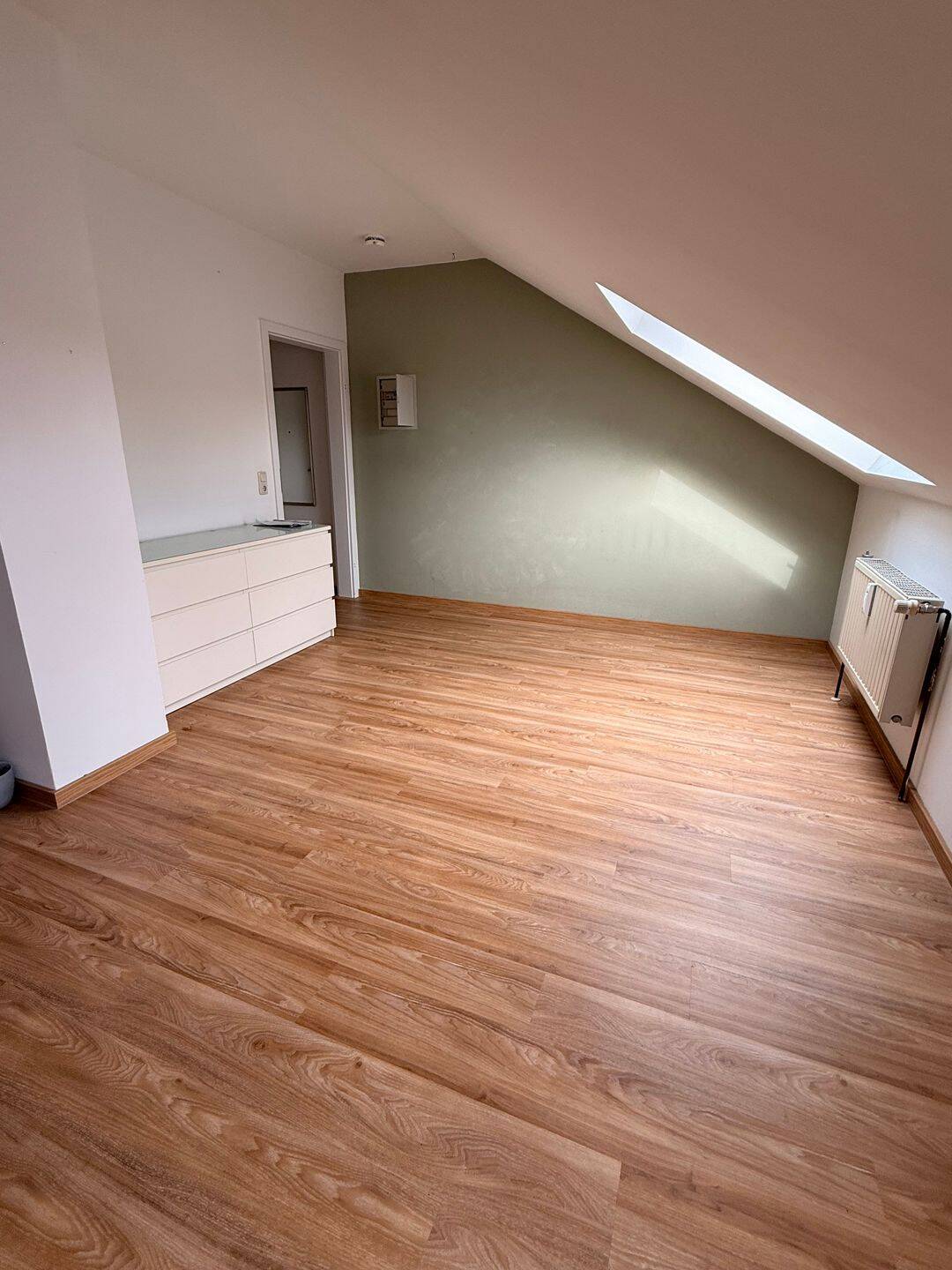 Hochwertige 1-Zimmer-Wohnung DG, 28,33 qm – Regensburg – Vorschaubild 9