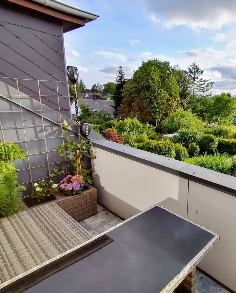 Großzügige Wohlfühlwohnung mit sonnigem Wohnbereich und Blick ins Grüne – Hamburg – Vorschaubild 7