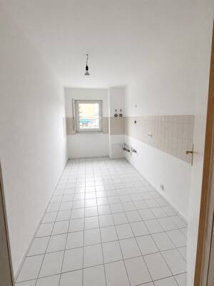 Sonnige 2-Raum-Wohnung am Klinikum Dresden-Friedrichstadt mit PKW Stellplatz – 1067 Dresden – Vorschaubild 6