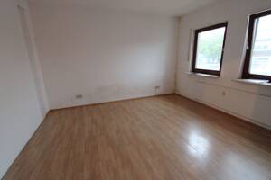 2-Zimmerwohnung mit Balkon und Stellplatz in Offenbach – 63071 Offenbach am Main – Vorschaubild 3