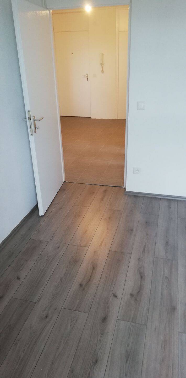 Stilvolle 3-Zimmer-Wohnung in Nürnberg – Nürnberg – Vorschaubild 2