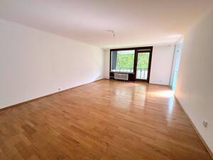500 m zur U1 - Balkonwohnung mit Aufzug und TG – 22041 Hamburg – Vorschaubild 5