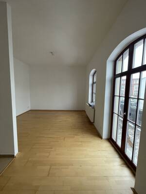 HELLE 2 Raumwohnung mit hochwertiger Ausstattung, Stellplatz und Balkon – 1129 Dresden – Vorschaubild 4