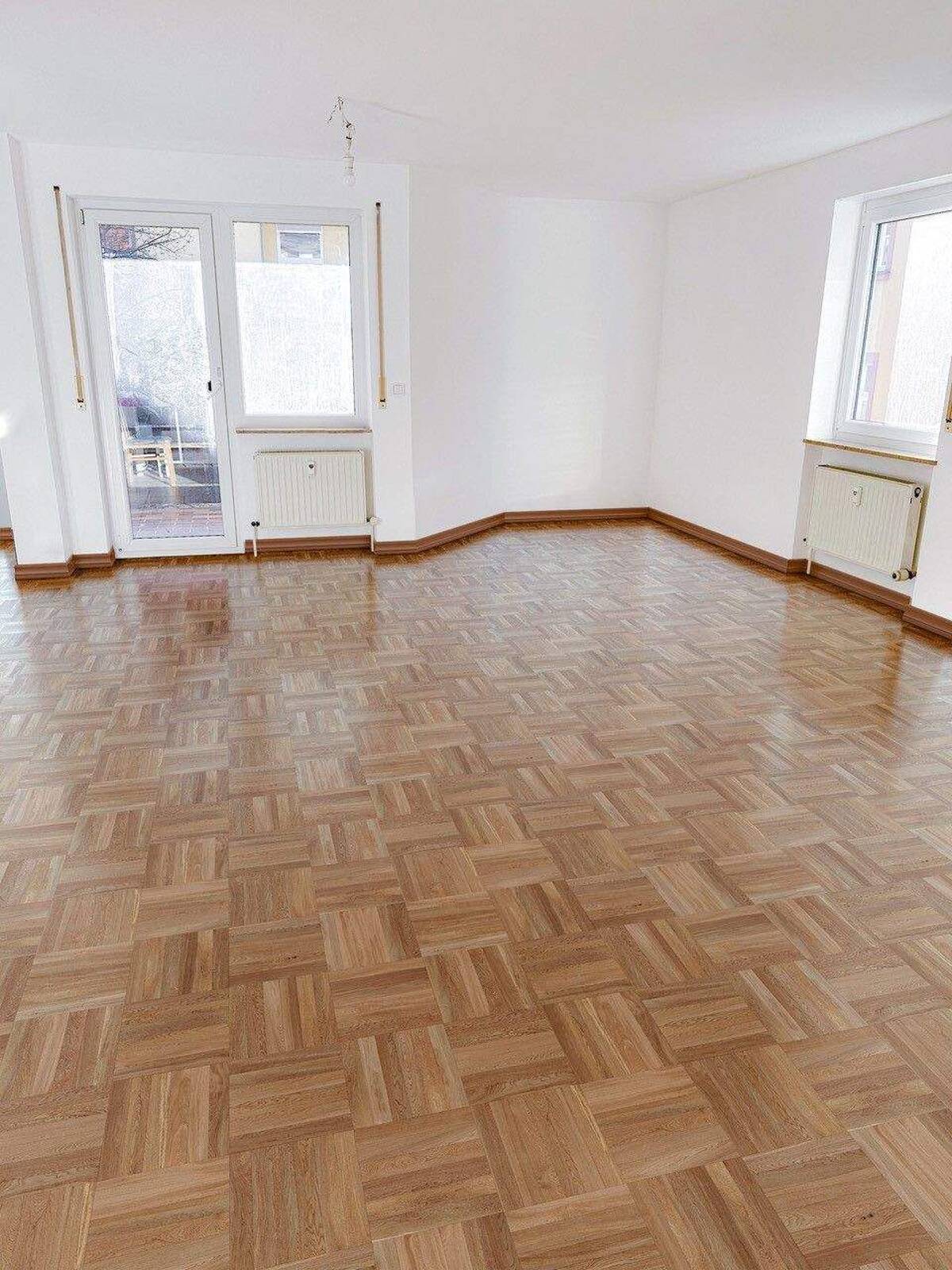 Traumwohnung Wü-Sanderau Sonnenbalkon, Lift, Tiefgarage – 97072 Würzburg – Bild 1 von 9