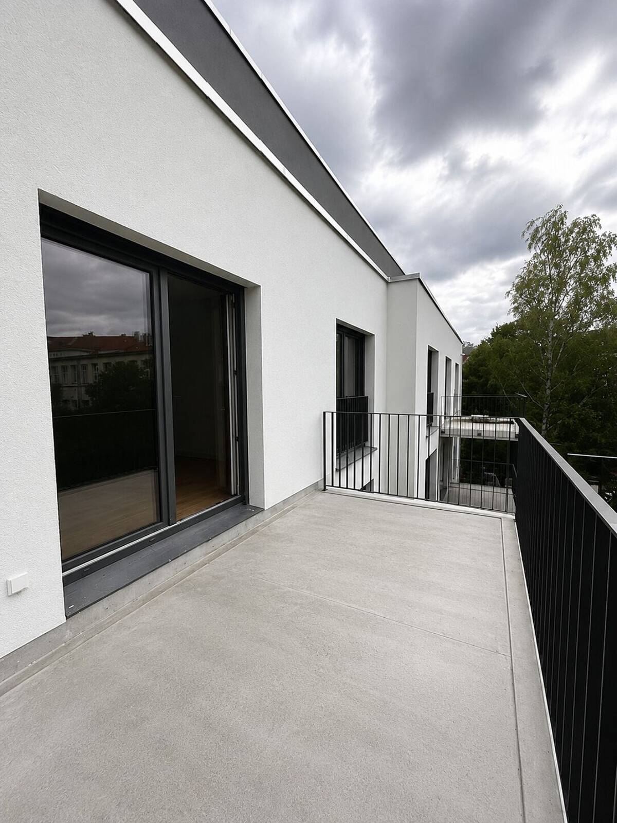 Ihre neue 3 Zimmerwohnung im Erstbezug mit Balkon. – 1127 Dresden – Bild 1 von 9