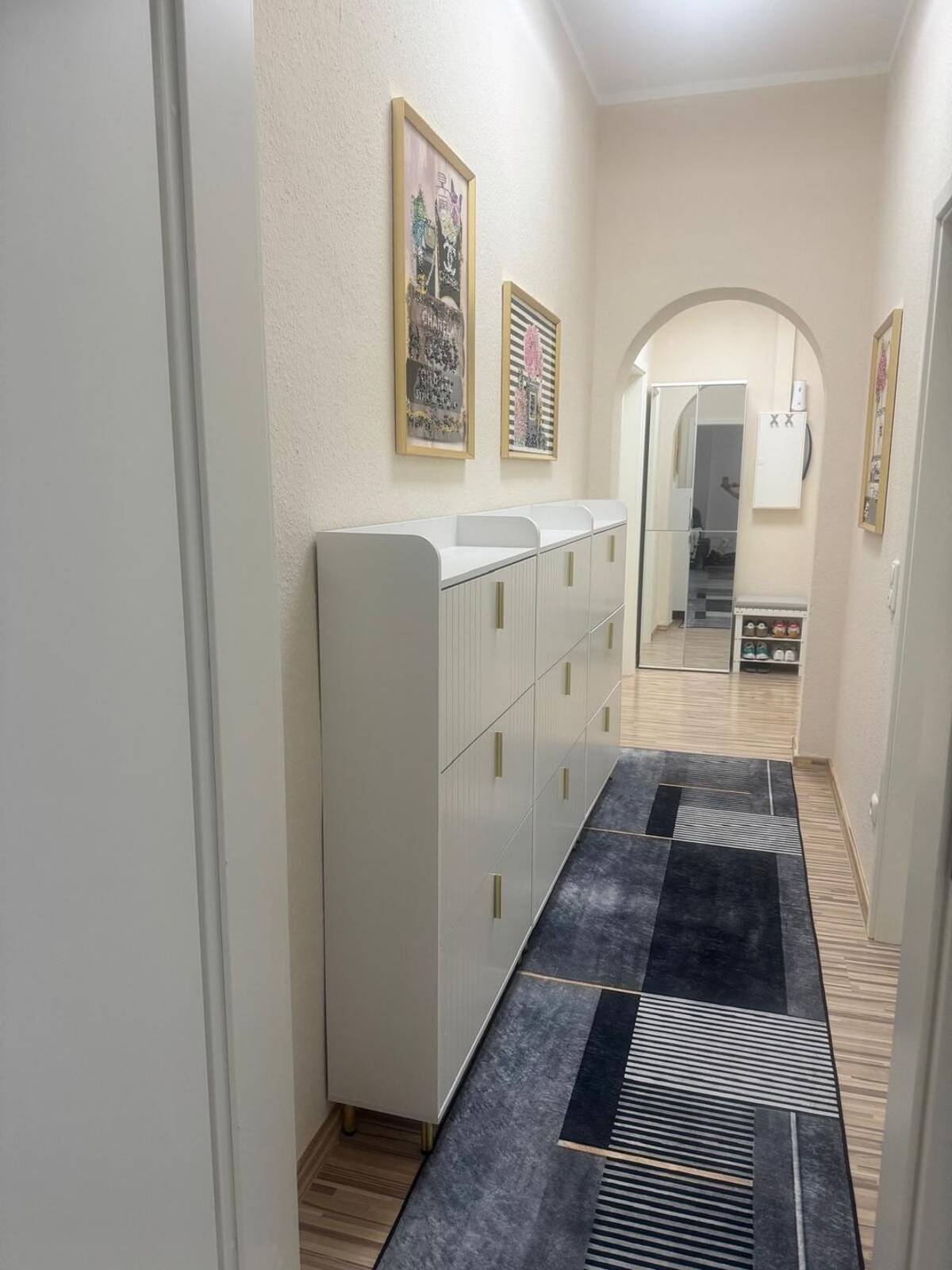 3-Zimmer-Wohnung in gepflegtem Altbau Mehrfamilienhaus – 46045 Oberhausen – Bild 1 von 7