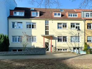 Ruhige Lage, Terrasse & Gartenzugang - vertragsfreie 3-Zimmer-Wohnung zum fairen Preis – 18119 Rostock – Vorschaubild 2