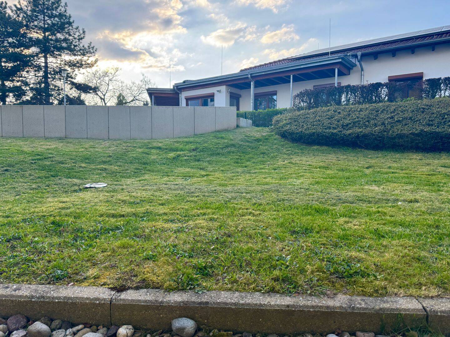 Mehrgenerationenwohnen oder 4 Mini-Appartements in Ötigheim