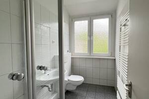 Charmante Altbau-Perle! Helle 2½-R.-Dachgeschoss-Wohnung OHNE BALKON In Rüttenscheid – 45130 Essen – Vorschaubild 6
