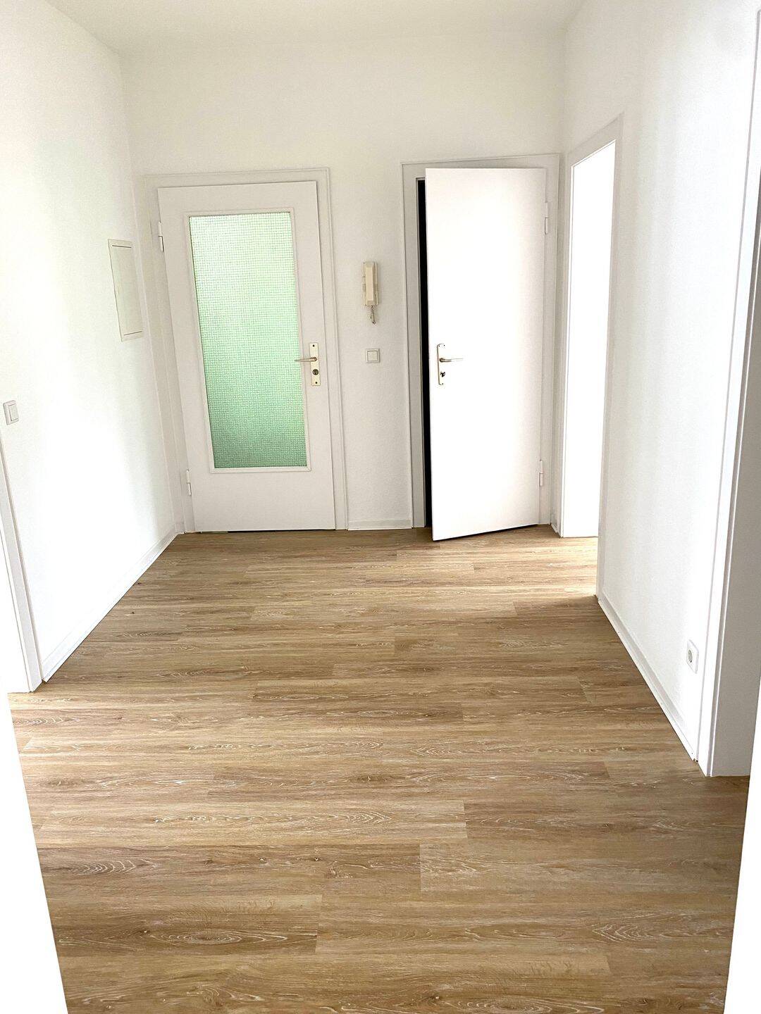 Großzügige & helle Loggia Wohnung auf der Königstraße ! – Krefeld – Vorschaubild 7