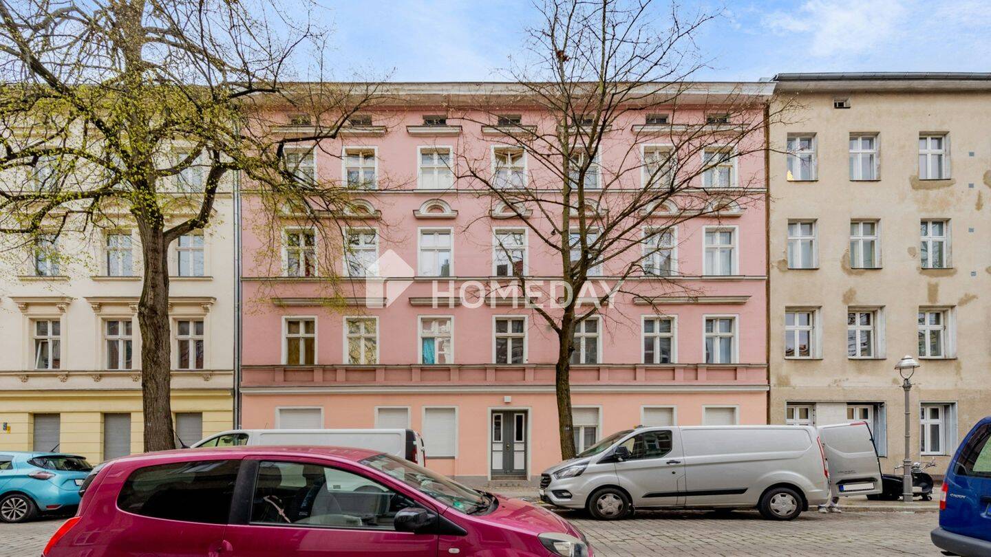 Vermietete Zwei-Zimmer-Wohnung im sanierten Altbau - ideale Kapitalanlage