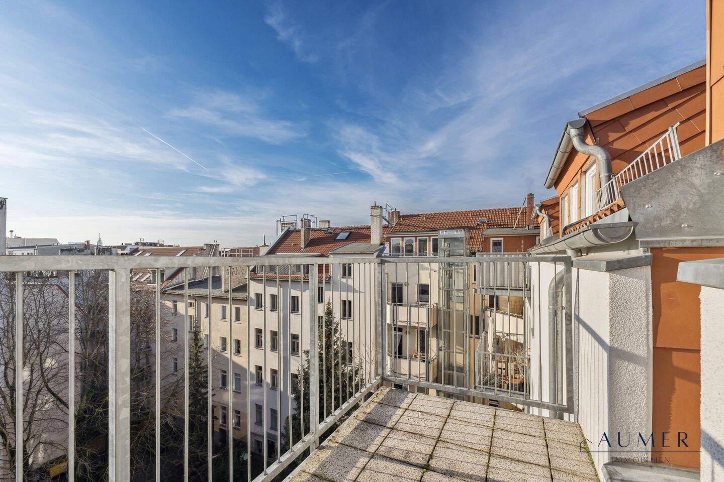 Sanierte 3-Zimmer Dachgeschosswohnung mit Balkon – Berlin – Vorschaubild 9