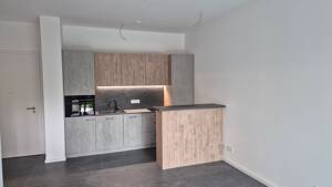 Hochwertige 2-Zimmer-Wohnung mit Terrasse, Klima und Einbaukuche – 93049 Regensburg – Vorschaubild 2