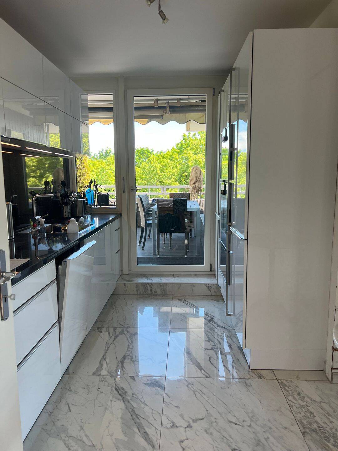 Exklusives Penthouse im Grünen mit unverbautem Alpenblick – München – Vorschaubild 8